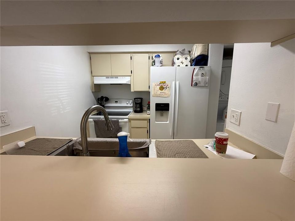 待售: $147,000 (1 贝兹, 1 浴室, 570 平方英尺)