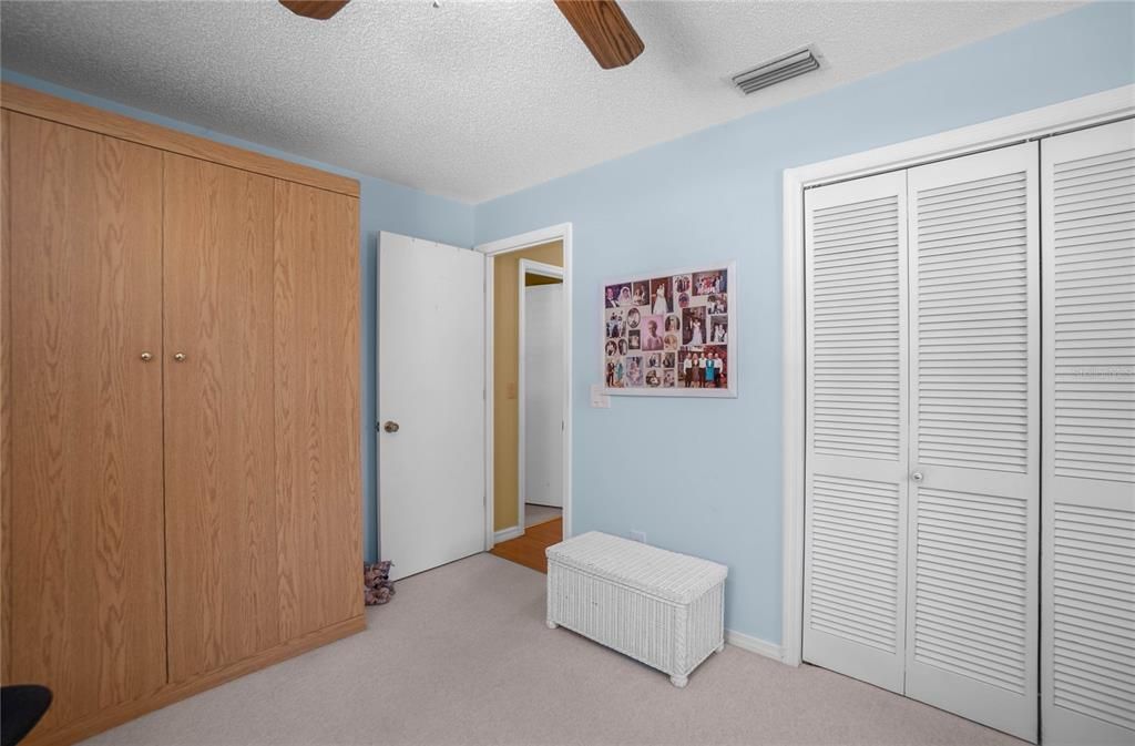 待售: $315,000 (3 贝兹, 2 浴室, 1700 平方英尺)