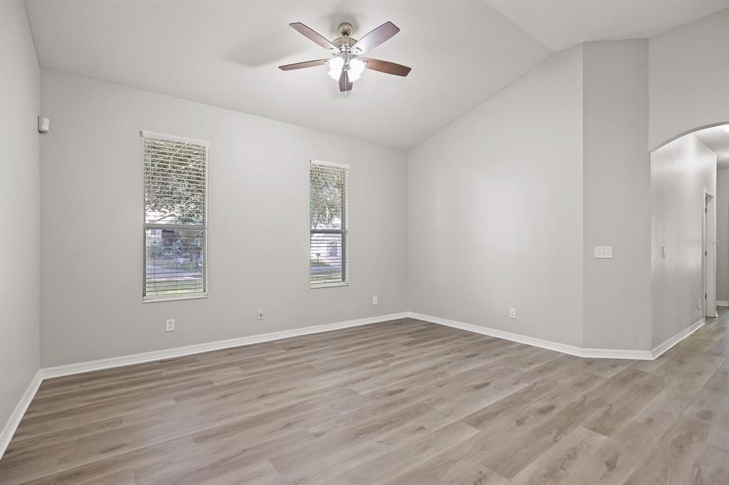 For Rent: $2,700 (4 beds, 3 baths, 2189 Square Feet)