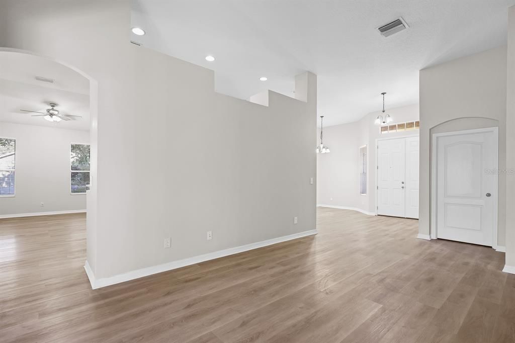 For Rent: $2,700 (4 beds, 3 baths, 2189 Square Feet)