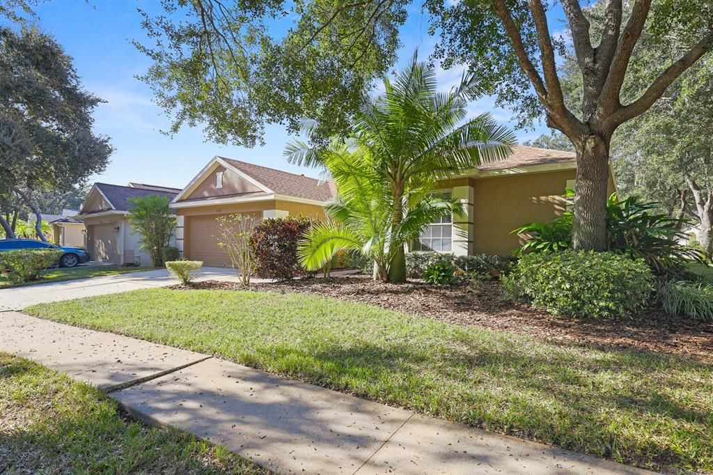 For Rent: $2,700 (4 beds, 3 baths, 2189 Square Feet)