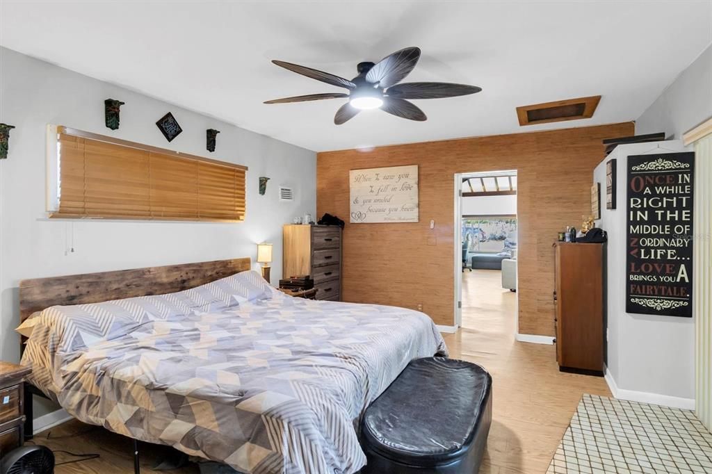 For Sale: $415,000 (3 beds, 2 baths, 1744 Square Feet)