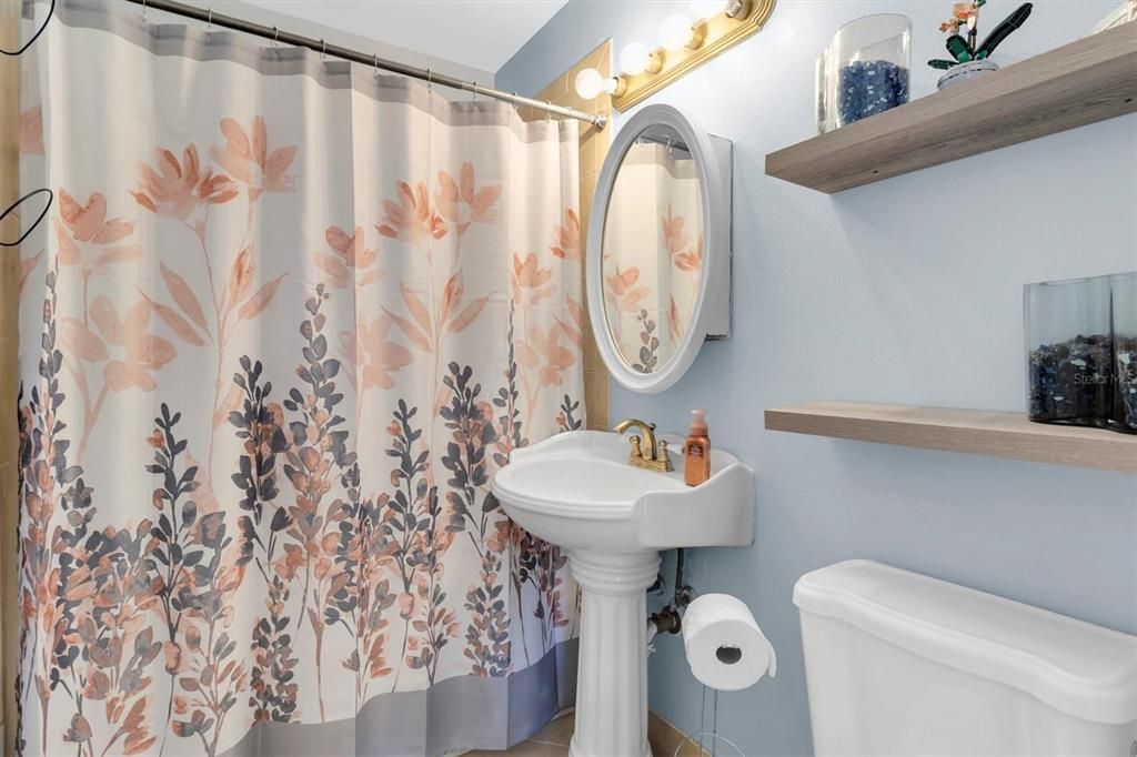 For Sale: $415,000 (3 beds, 2 baths, 1744 Square Feet)