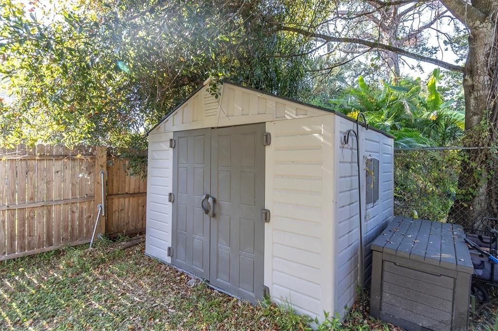 For Sale: $415,000 (3 beds, 2 baths, 1744 Square Feet)