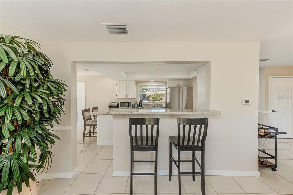 En Venta: $574,900 (3 camas, 2 baños, 1600 Pies cuadrados)