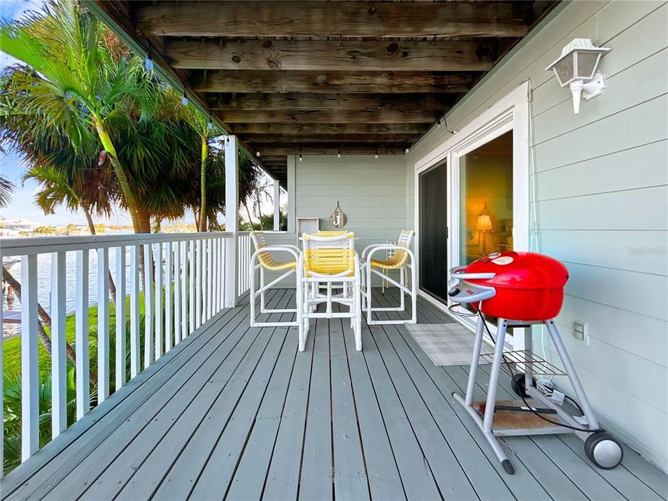 待售: $669,000 (2 贝兹, 2 浴室, 1090 平方英尺)