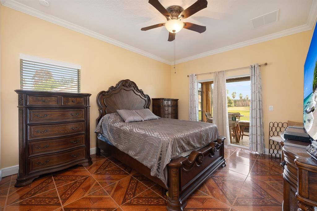 For Sale: $375,000 (3 beds, 2 baths, 2011 Square Feet)