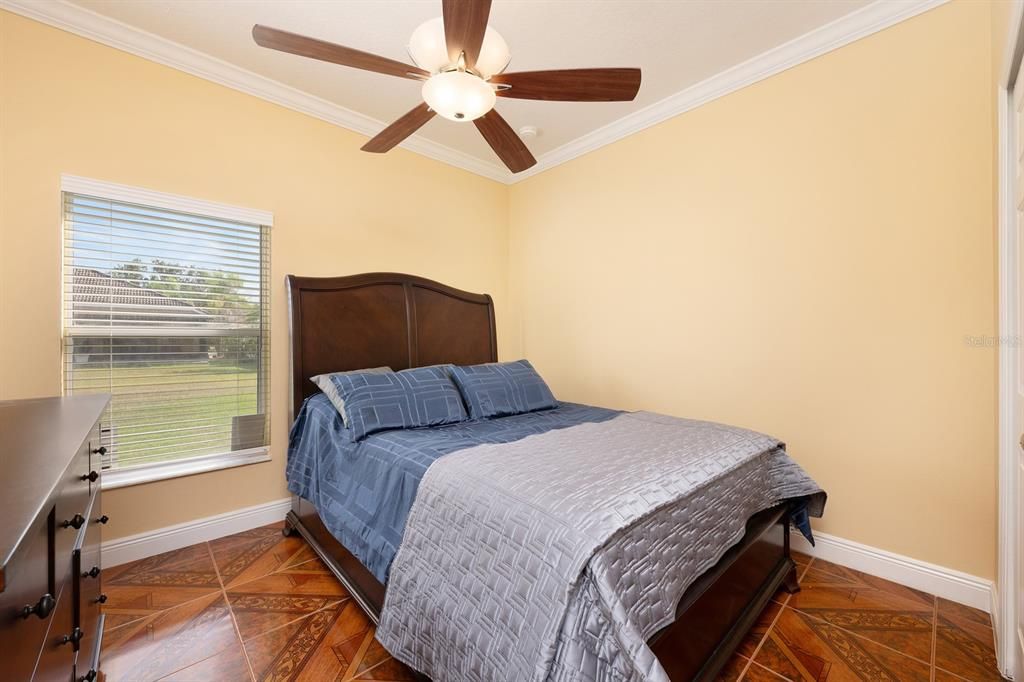 For Sale: $375,000 (3 beds, 2 baths, 2011 Square Feet)