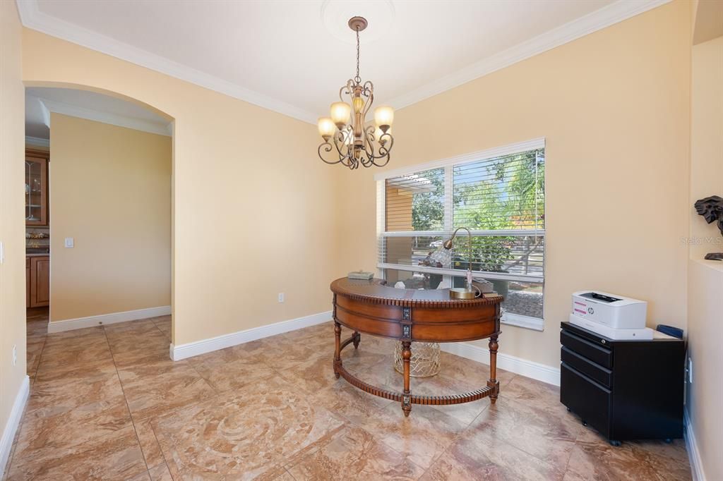 For Sale: $375,000 (3 beds, 2 baths, 2011 Square Feet)