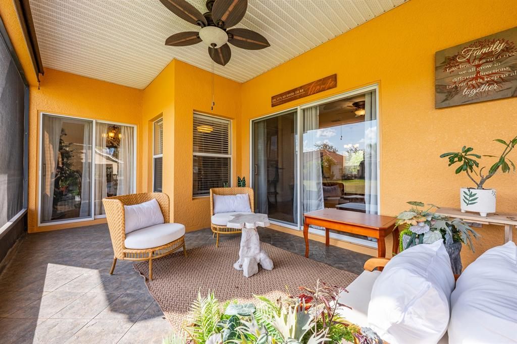 For Sale: $375,000 (3 beds, 2 baths, 2011 Square Feet)