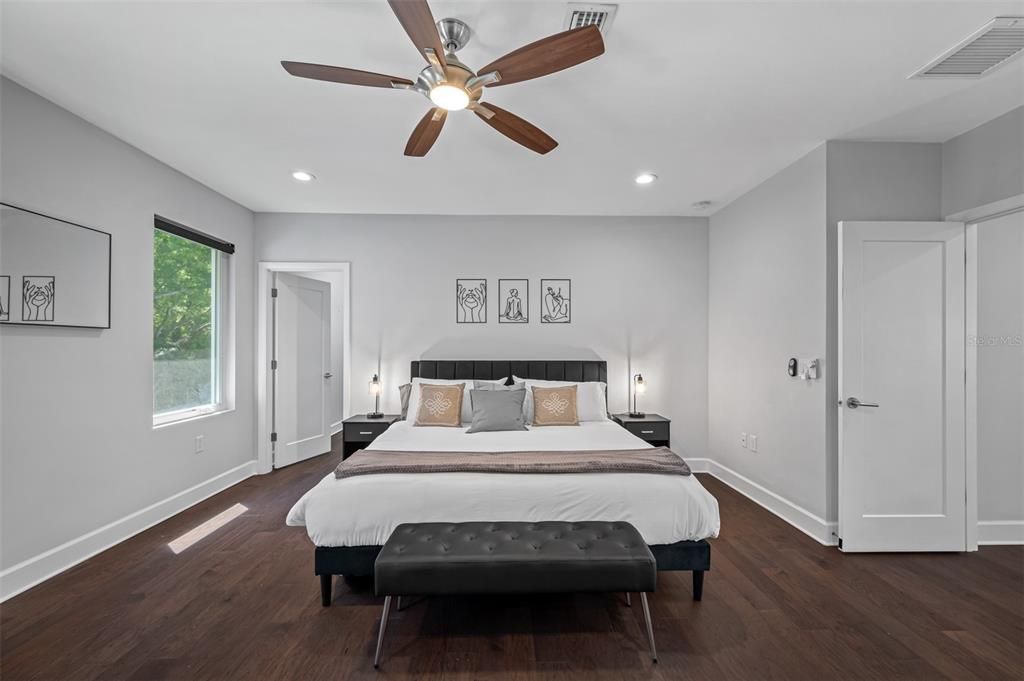 For Rent: $12,000 (4 beds, 3 baths, 3277 Square Feet)