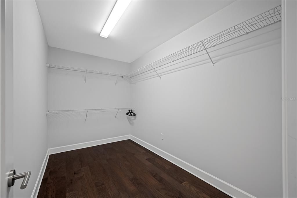 For Rent: $12,000 (4 beds, 3 baths, 3277 Square Feet)