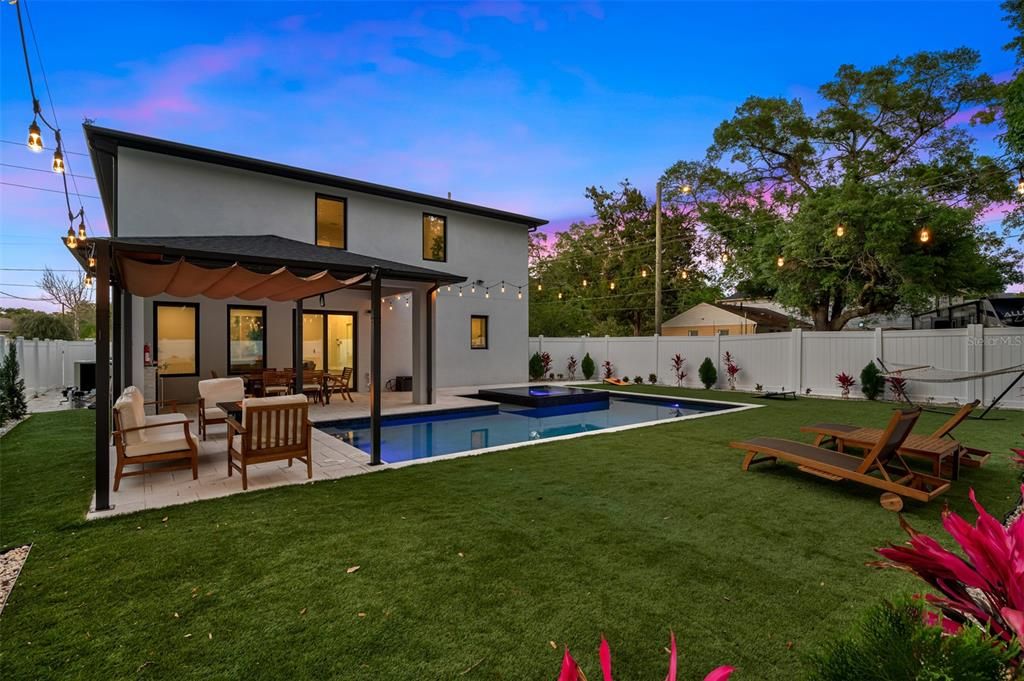 For Rent: $12,000 (4 beds, 3 baths, 3277 Square Feet)