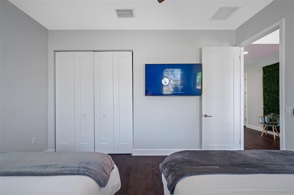 For Rent: $12,000 (4 beds, 3 baths, 3277 Square Feet)