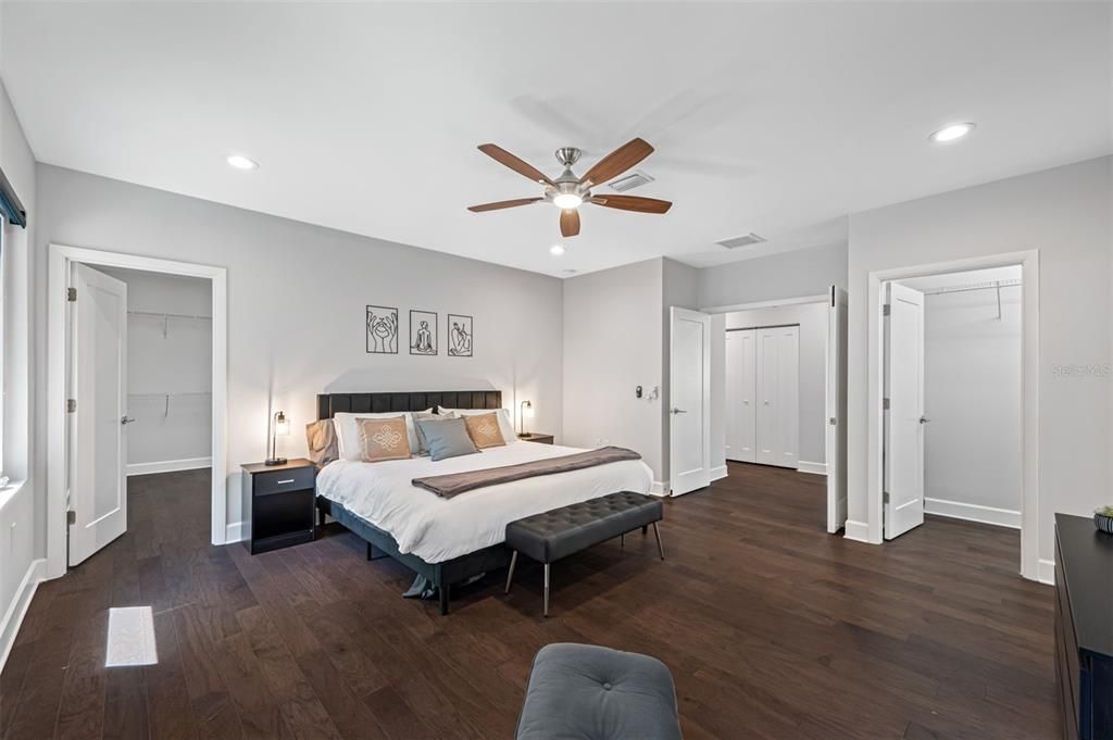 For Rent: $12,000 (4 beds, 3 baths, 3277 Square Feet)