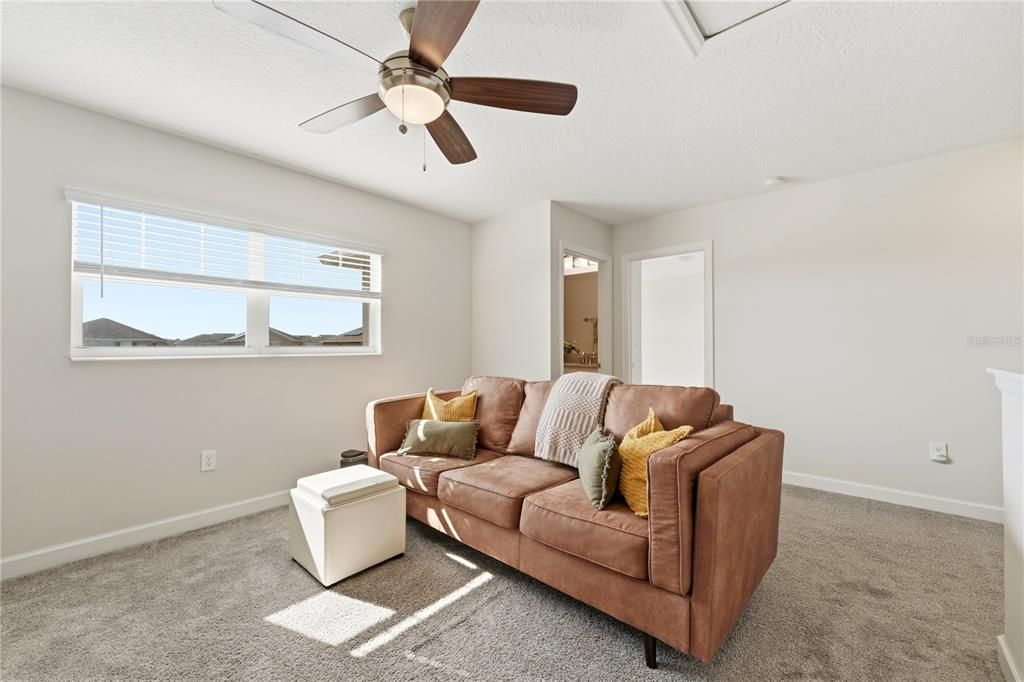 Active With Contract: $515,000 (5 beds, 3 baths, 2638 Square Feet)