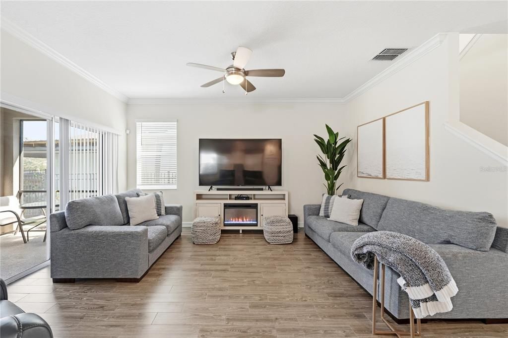 Active With Contract: $515,000 (5 beds, 3 baths, 2638 Square Feet)