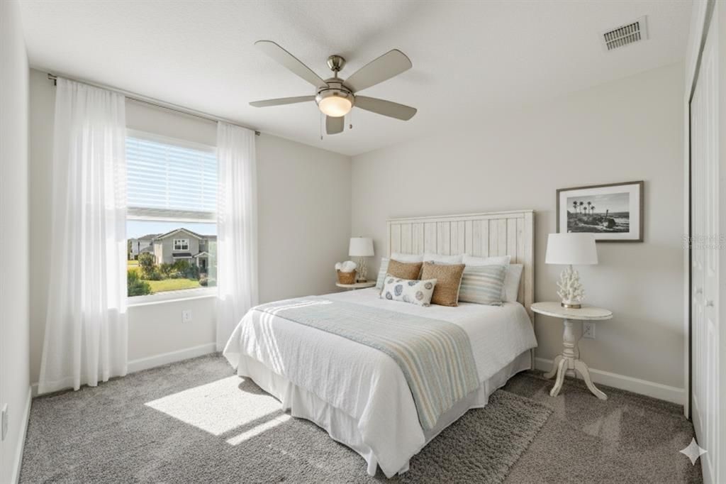 Active With Contract: $515,000 (5 beds, 3 baths, 2638 Square Feet)