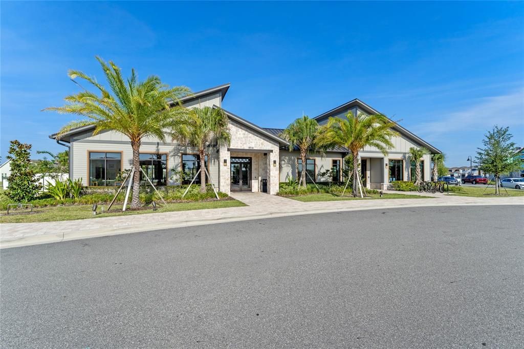 Active With Contract: $515,000 (5 beds, 3 baths, 2638 Square Feet)
