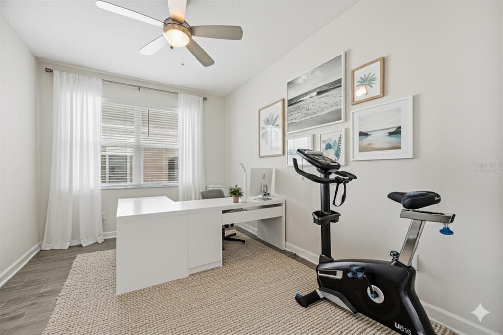 Active With Contract: $515,000 (5 beds, 3 baths, 2638 Square Feet)