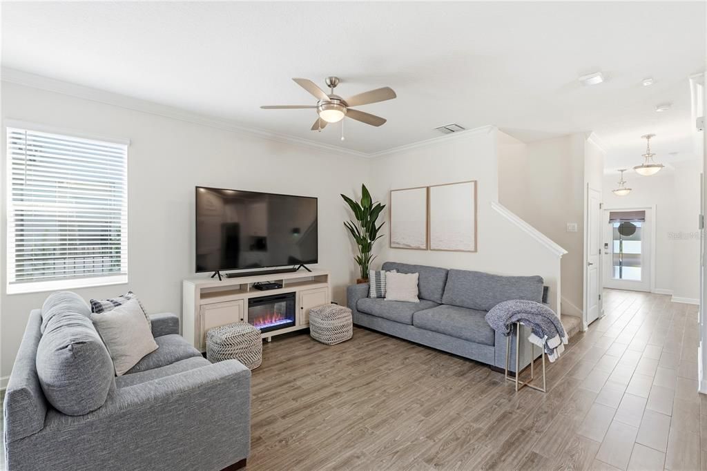 Active With Contract: $515,000 (5 beds, 3 baths, 2638 Square Feet)