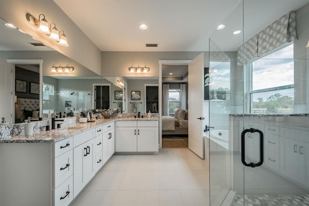 待售: $898,447 (5 贝兹, 4 浴室, 3651 平方英尺)