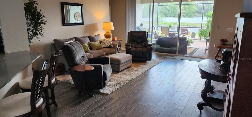 На продажу: $464,900 (4 спален, 3 ванн, 2277 Квадратных фут)