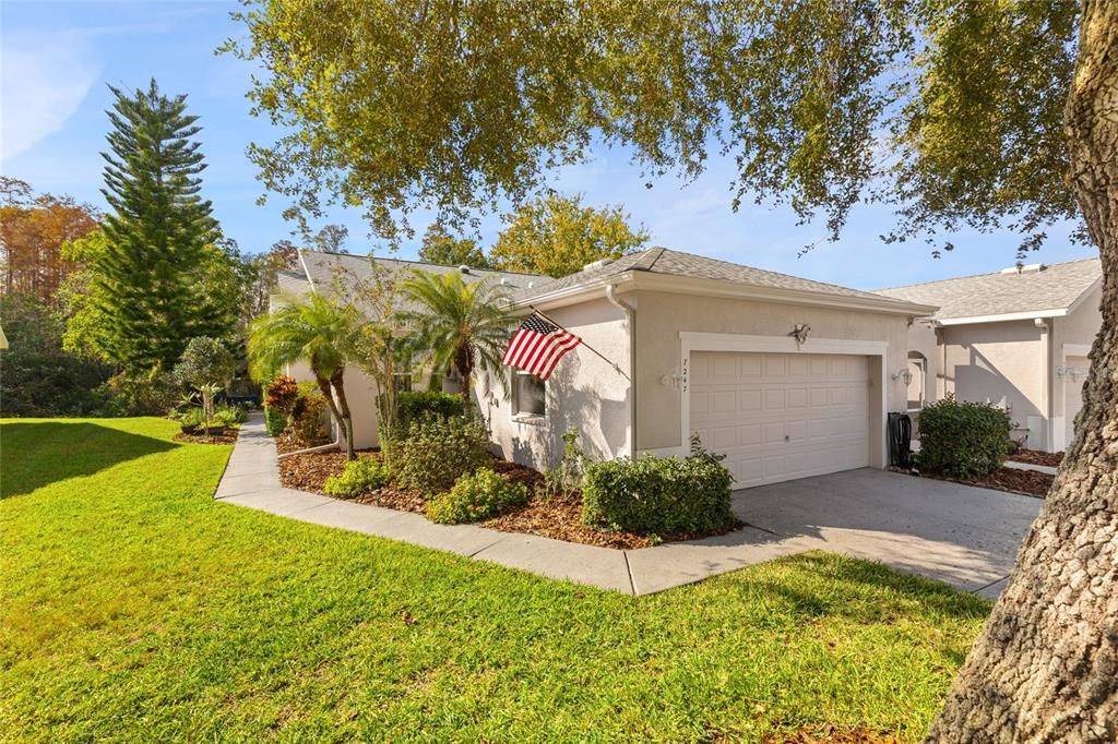 Active With Contract: $329,900 (3 beds, 2 baths, 1462 Square Feet)