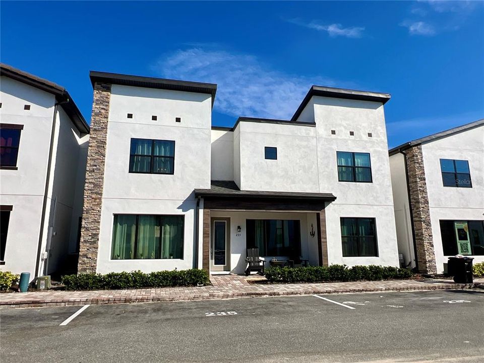 待售: $435,000 (4 贝兹, 3 浴室, 2205 平方英尺)