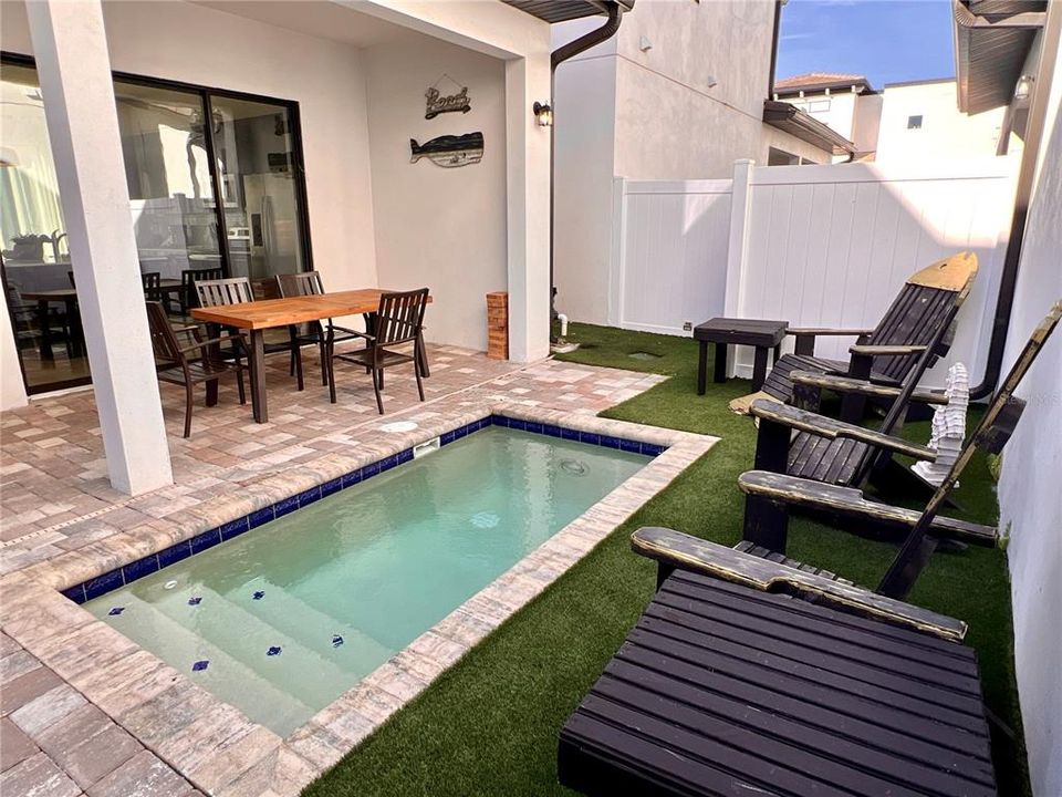 待售: $435,000 (4 贝兹, 3 浴室, 2205 平方英尺)