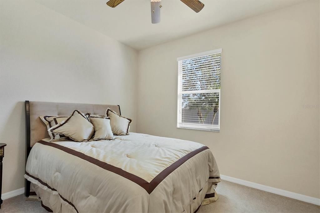 For Rent: $2,500 (4 beds, 2 baths, 1551 Square Feet)