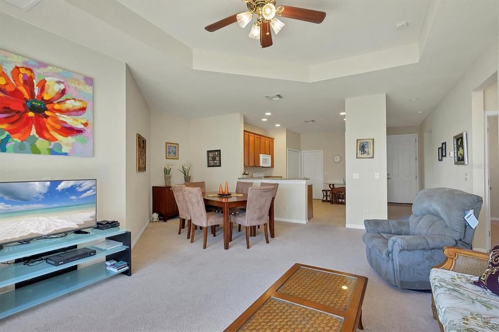 For Rent: $2,500 (4 beds, 2 baths, 1551 Square Feet)