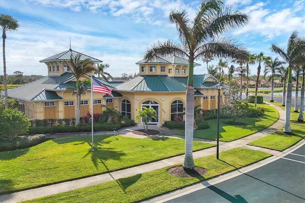 For Rent: $2,500 (4 beds, 2 baths, 1551 Square Feet)