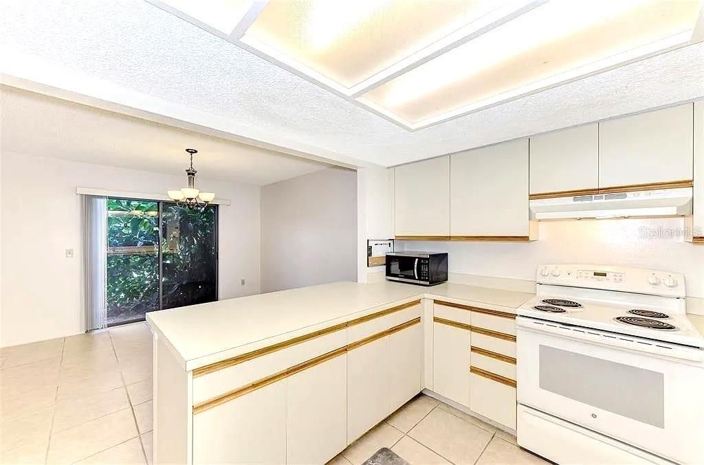 出租: $2,095 (3 贝兹, 2 浴室, 1545 平方英尺)