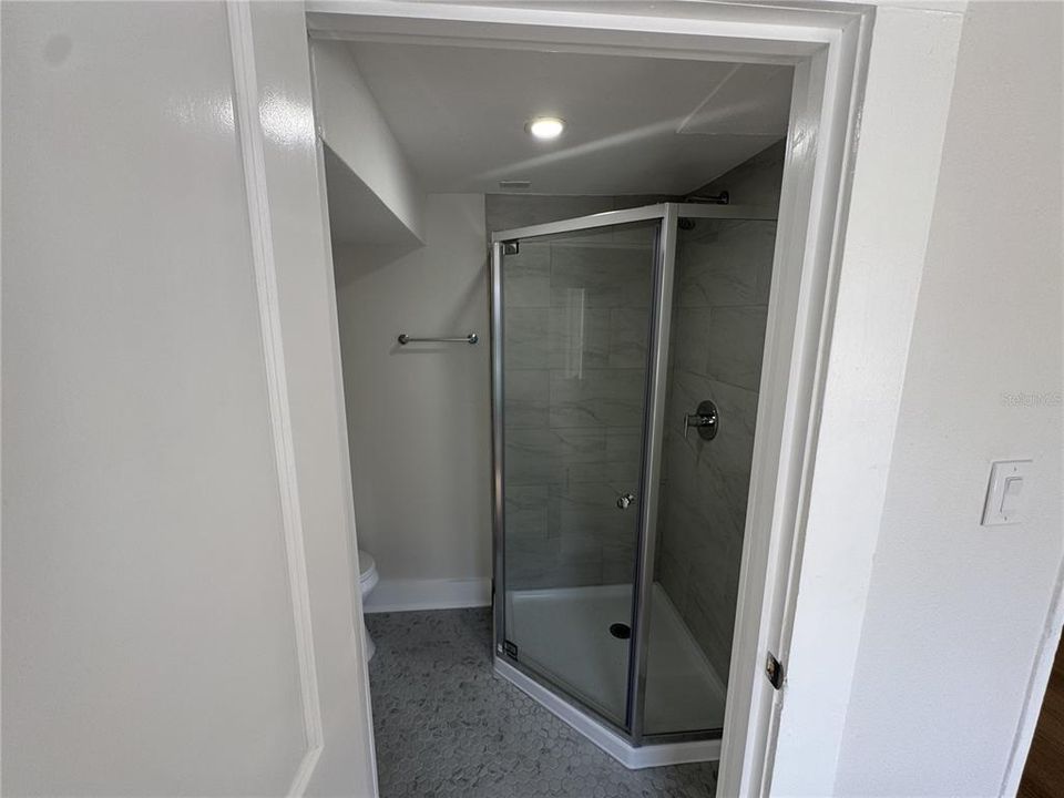 出租: $1,650 (1 贝兹, 1 浴室, 350 平方英尺)