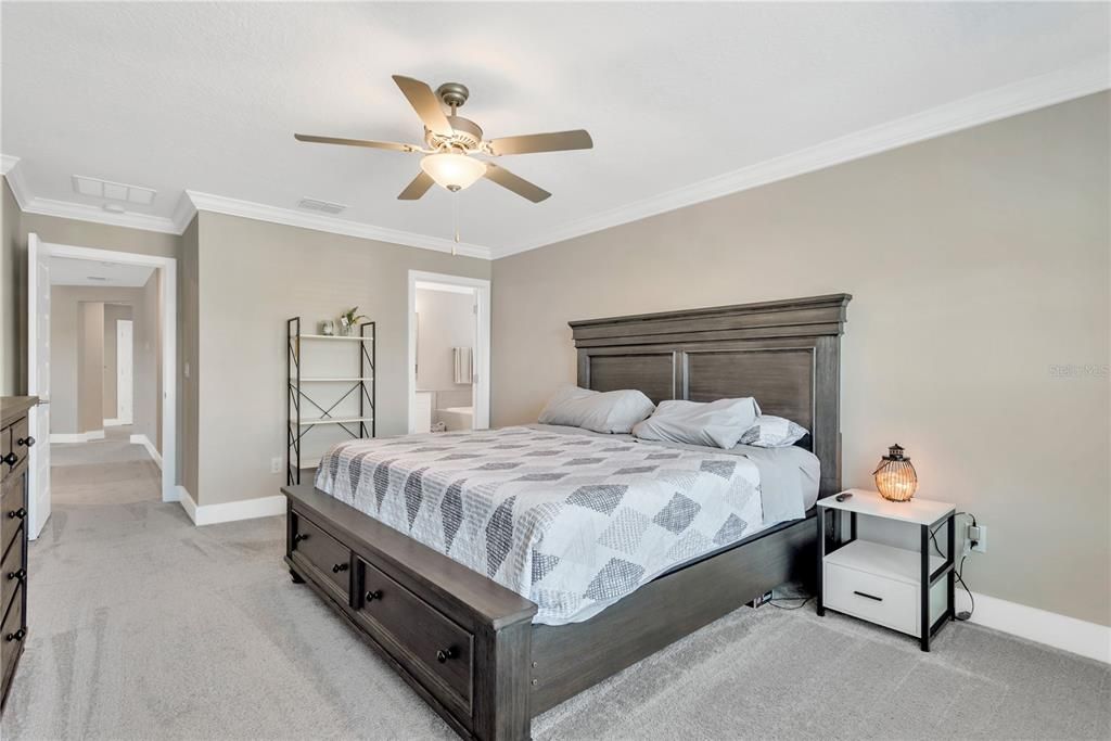 En Venta: $510,000 (4 camas, 2 baños, 2334 Pies cuadrados)