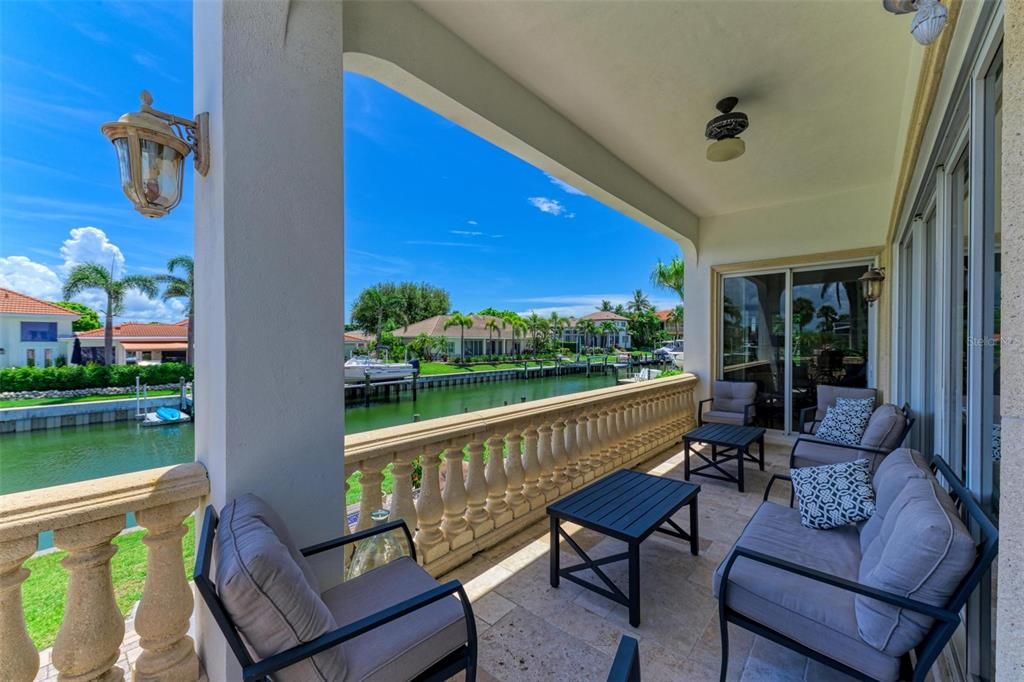 For Sale: $3,995,000 (5 beds, 5 baths, 4281 Square Feet)