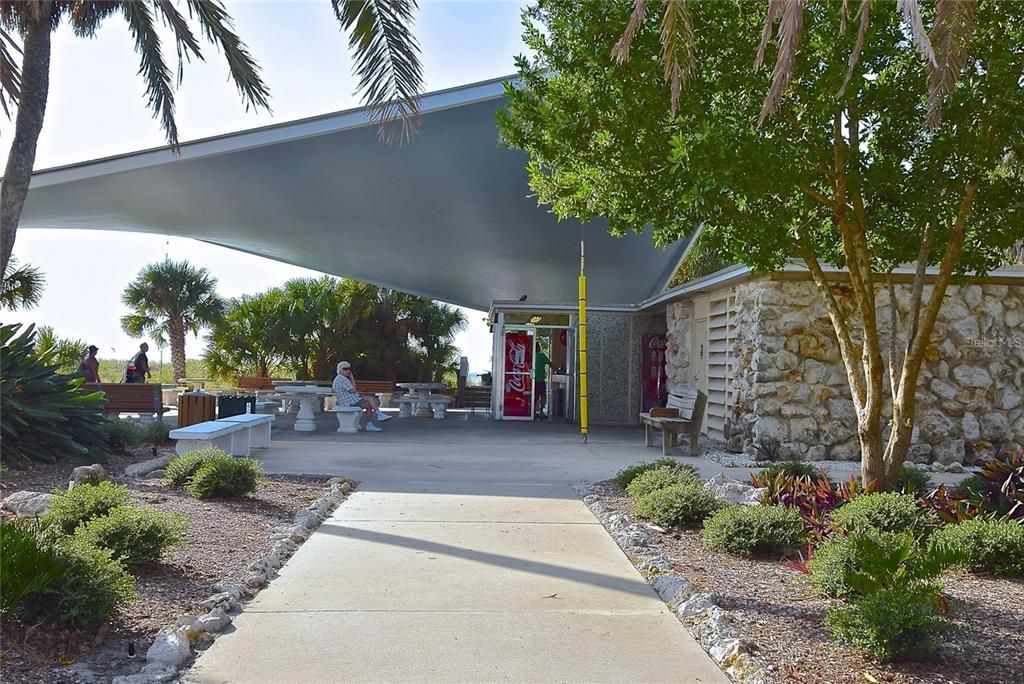 En Venta: $349,900 (2 camas, 2 baños, 910 Pies cuadrados)