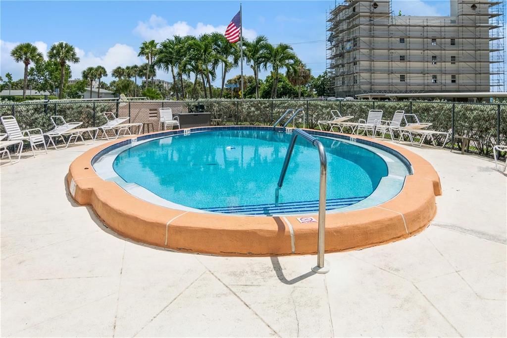 En Venta: $349,900 (2 camas, 2 baños, 910 Pies cuadrados)