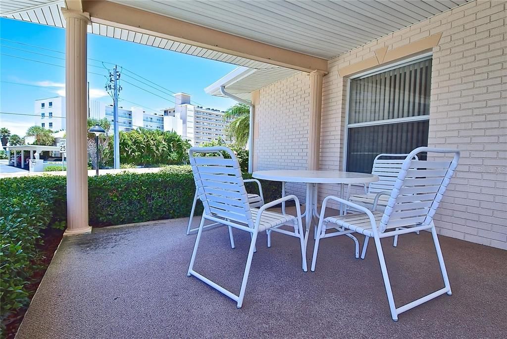 En Venta: $349,900 (2 camas, 2 baños, 910 Pies cuadrados)