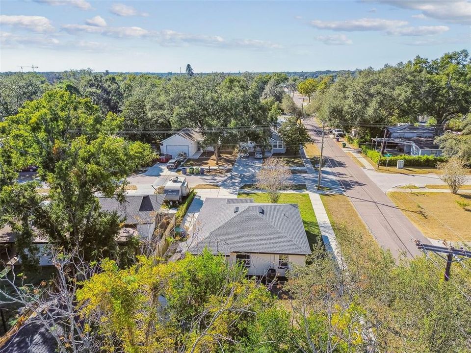 Active With Contract: $300,000 (3 beds, 1 baths, 1010 Square Feet)