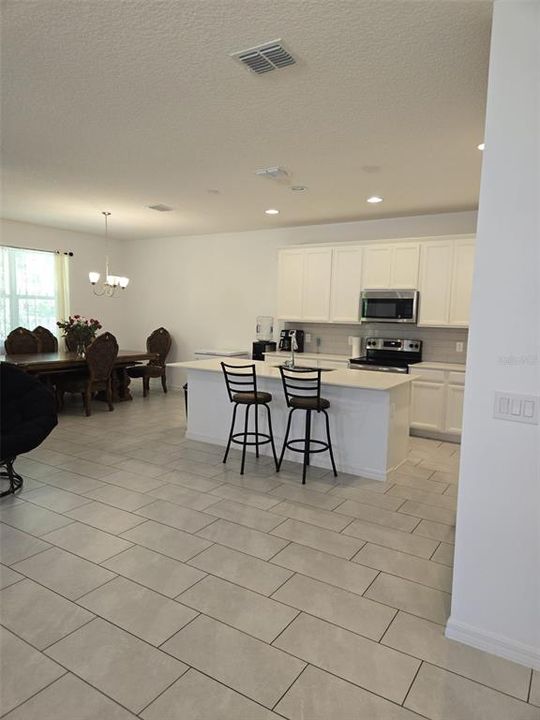 待售: $468,900 (4 贝兹, 3 浴室, 2481 平方英尺)