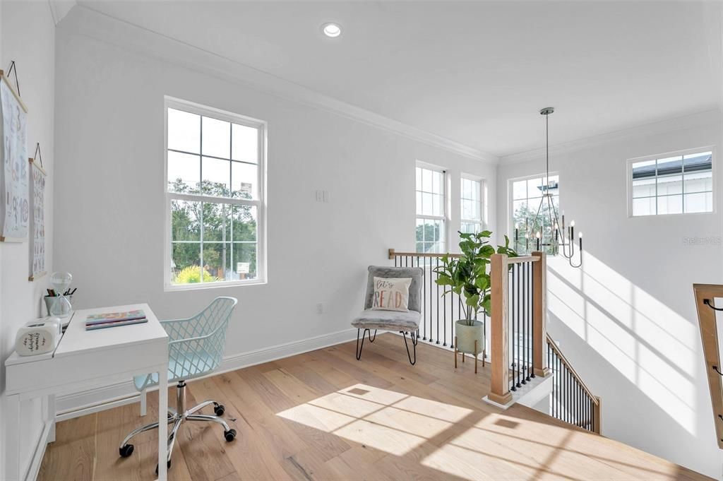 For Sale: $925,000 (4 beds, 2 baths, 2086 Square Feet)