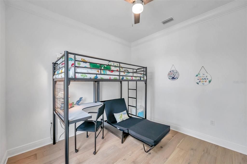 For Sale: $925,000 (4 beds, 2 baths, 2086 Square Feet)