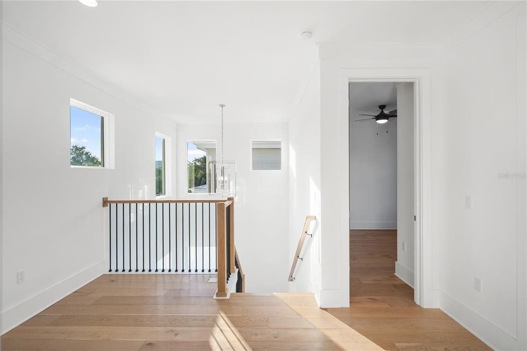 For Sale: $925,000 (4 beds, 2 baths, 2086 Square Feet)