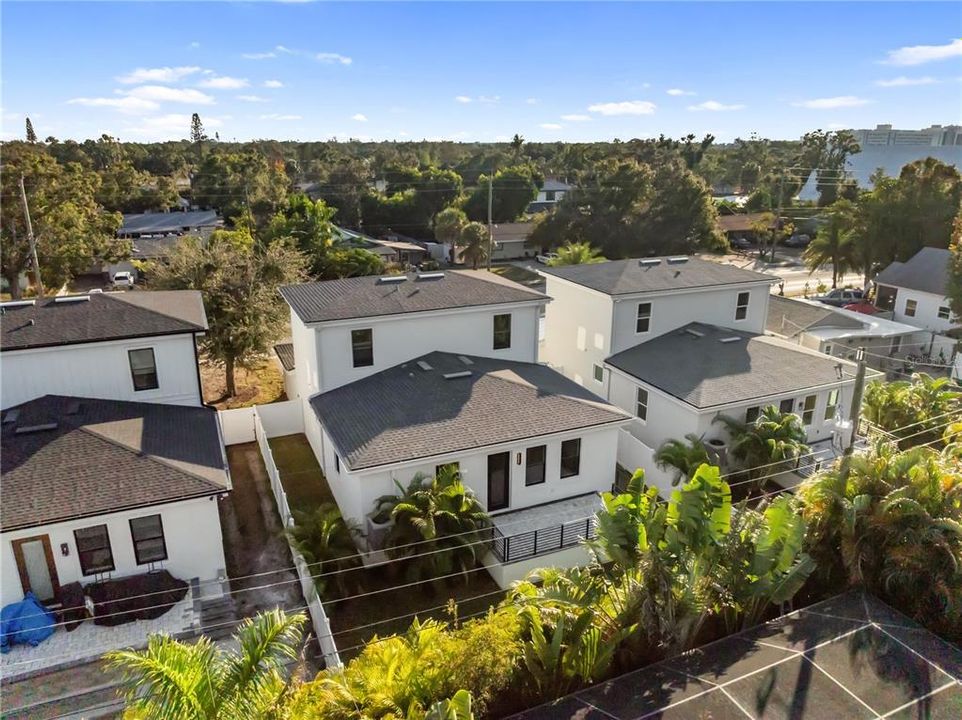 For Sale: $925,000 (4 beds, 2 baths, 2086 Square Feet)