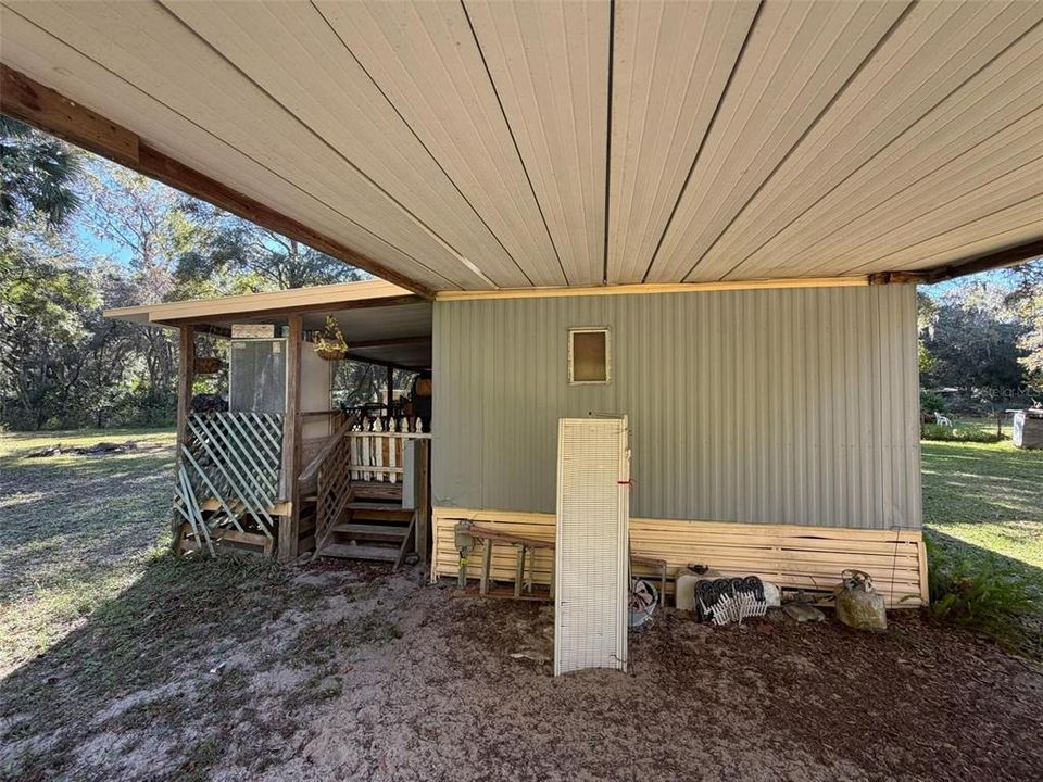 待售: $59,999 (2 贝兹, 2 浴室, 742 平方英尺)