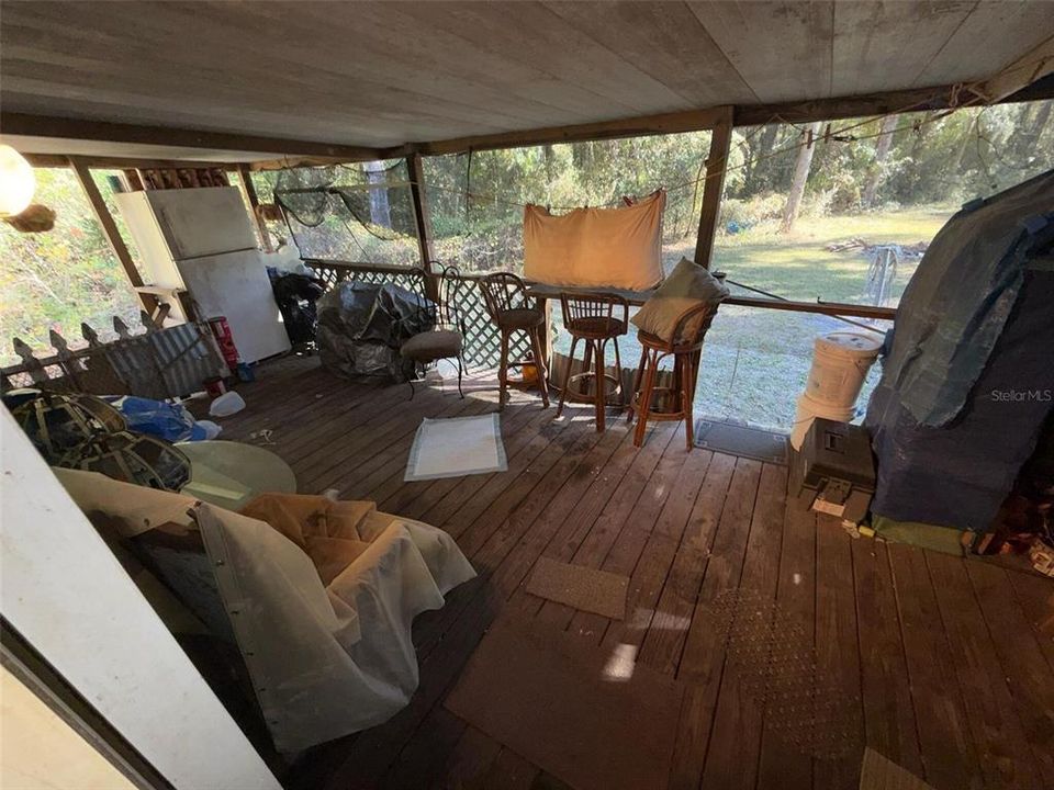 待售: $59,999 (2 贝兹, 2 浴室, 742 平方英尺)