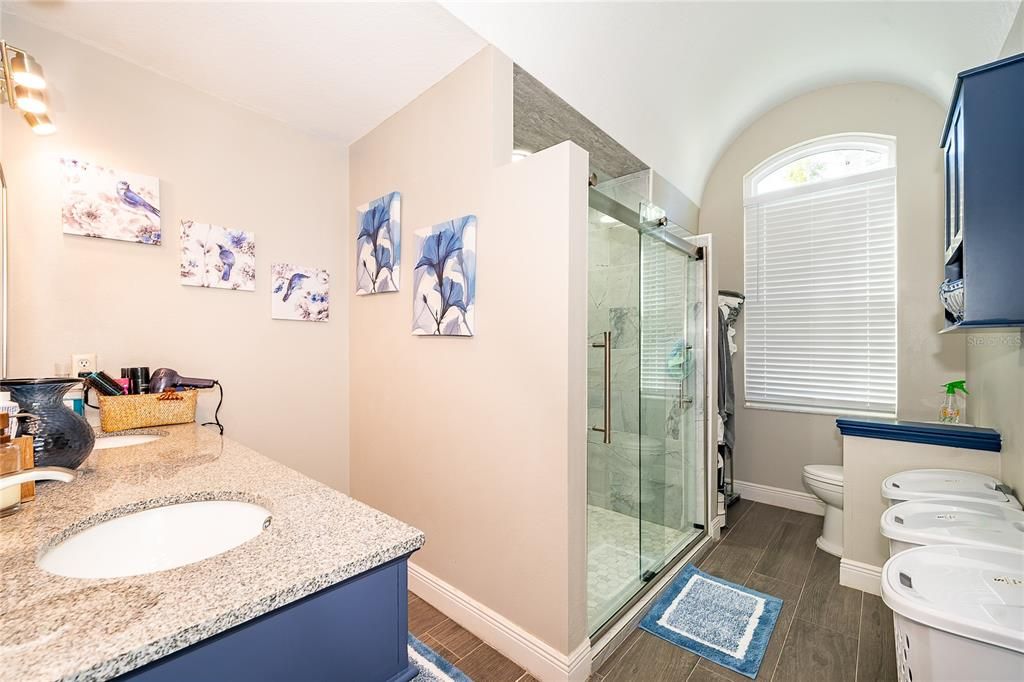 En Renta: $2,400 (3 camas, 2 baños, 1718 Pies cuadrados)