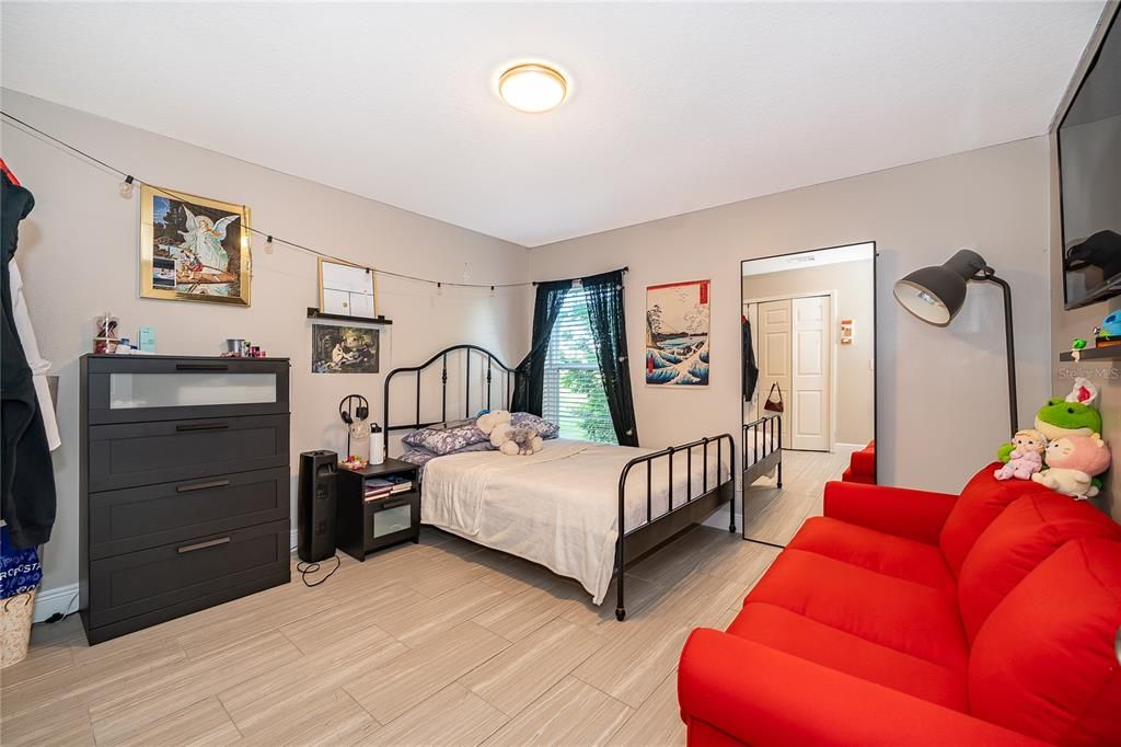 En Renta: $2,400 (3 camas, 2 baños, 1718 Pies cuadrados)